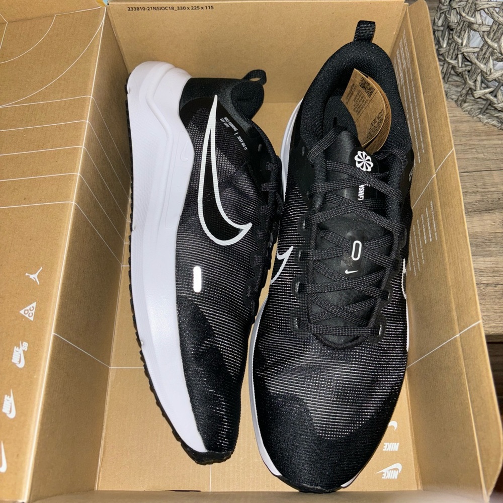 BRAND NEW IN BOX. men’s downshifter 10.5 NIKE